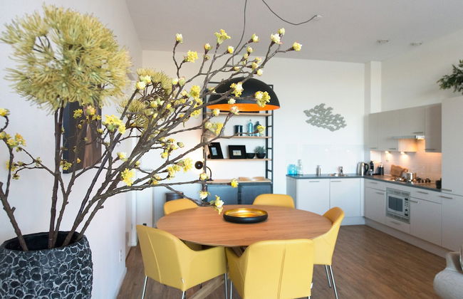 Appealing Apartment in Den Haag With Balcony, Terrace - Photo 21