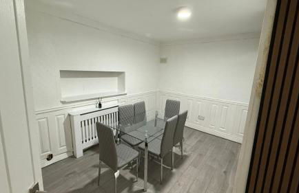 3 Bedroom Home Near Tube Station Easy London Access Peeams Abode Borehamwood - Foto 24