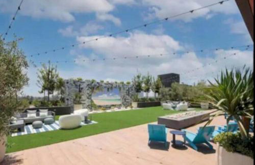 Spacious 2 Bedroom Apartment Near Disneyland and Anaheim Convention Center - Photo 21