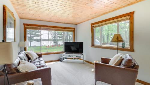 Minnesota Cabin with Deck and Private Beach - Foto 3