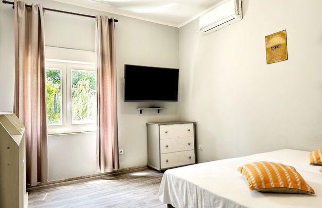 Mia - With Pool - A1 - Photo 3