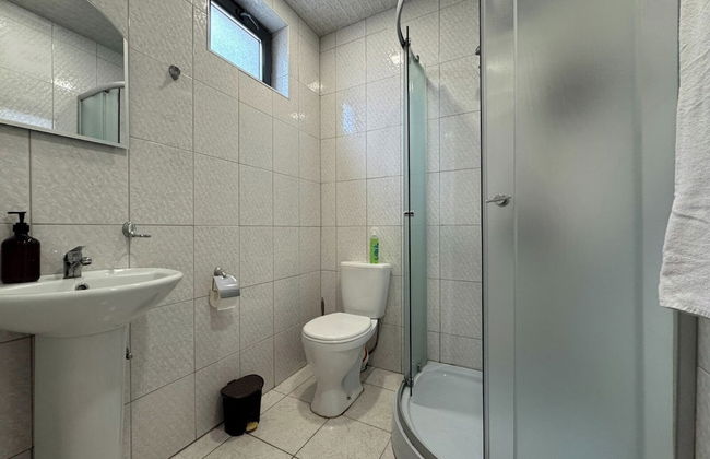 Everest Rest House - Photo 13