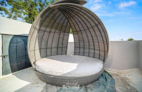 Sprawling Home w/ Rooftop Spot - Foto 29