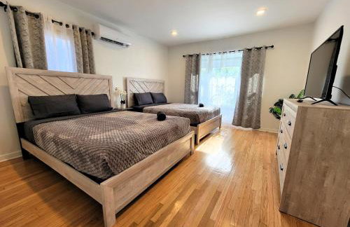 Private and large 2 bedroom house with Pool table, backyard and office near attractions - Foto 2