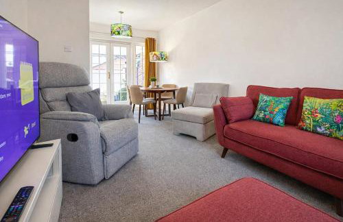 Peaceful Family & Workers Home Near Train Station - Foto 26