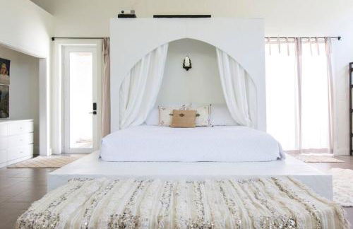 Amazing Estate close to Beach & Downtown → Sleeps 17 - Foto 4