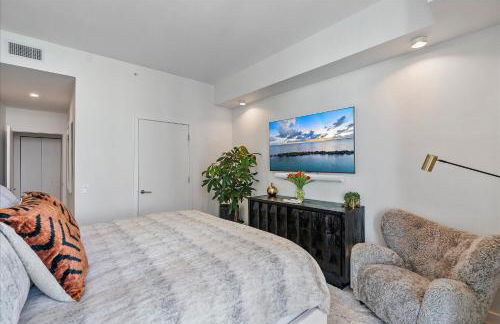 POSH Ocean View Penthouse - Heated Pool, Gym, Office! 10mins Beach - Foto 42