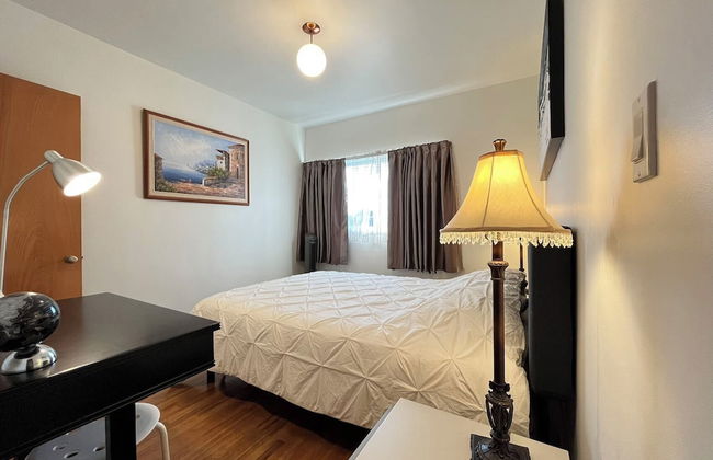 Romantic Getaway Near the Heart of Vancouver - Foto 10