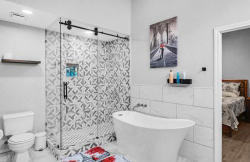 Hot Tub, 4BR with pool table, Pingpong, Air Hockey - Foto 24