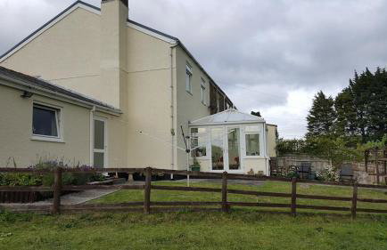 Spacious Apartment On The Hillside - Foto 2