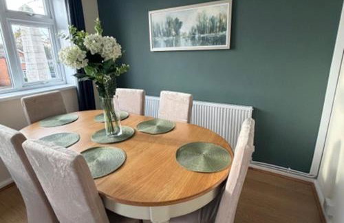 Meriden Apartment - Sleeps 7 - Near Nec Parking - Foto 11