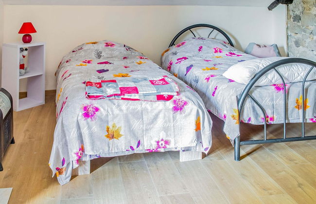 Captivating Cottage in Vielsalm near Forest - Photo 10