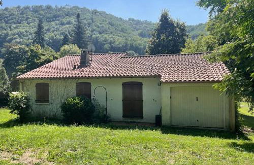 Maison 90m2 avec grand parc au bord de la rivière - Foto 2