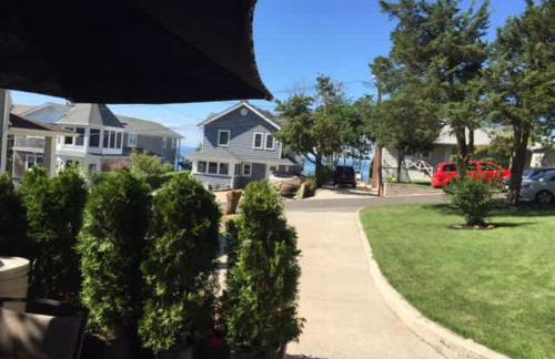 Seaside Stay: Waterfront with Views & Beach Access - Foto 10