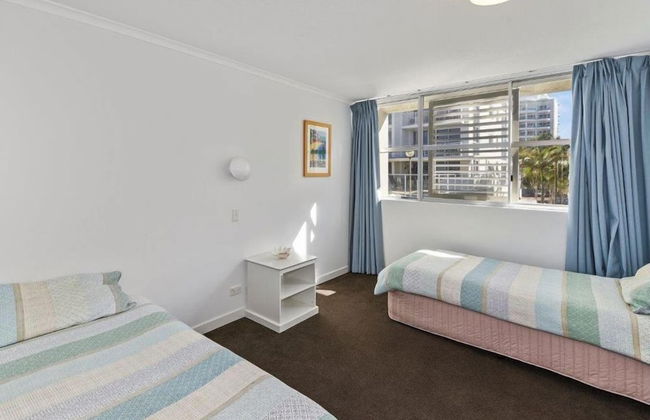 Sundeck Gardens - Photo 9