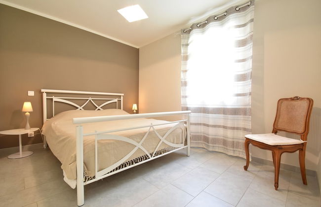 Holiday Home in Montclera With Sunny Garden, Playground Equipment and Private Pool - Foto 19