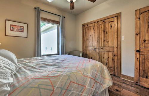 Riverfront Blanco Home with Shaded Porch and Hot Tub - Foto 16