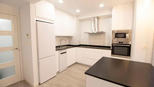 GuestReady - Plaza de toros -EDIF BAHIA Granada I - Foto 5