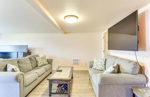 Lake Whatcom House with Private Hot Tub and Dock - Foto 12