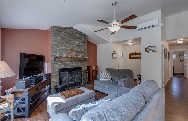 47MF - WiFi - Lakefront - Sleeps 6 - Foto 23