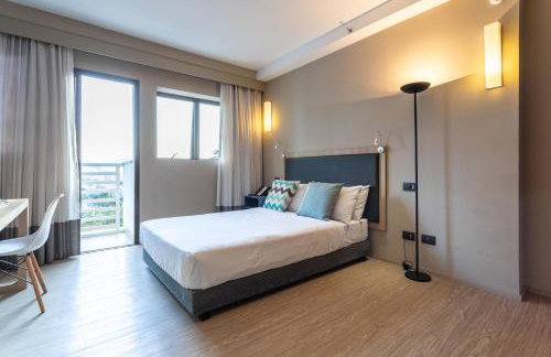 Charlie Alphaville - Foto 40