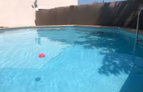 Gîte en Provence entre Pernes les fontaines et St Didier proche l'isle sur sorgues face Mont Ventoux Villa avec piscine - Photo 4