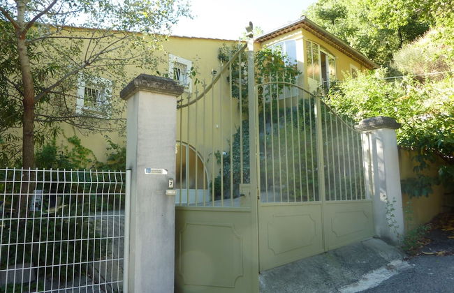 Inviting Villa in Saint Paul Trois Chateaux With Pool - Foto 1