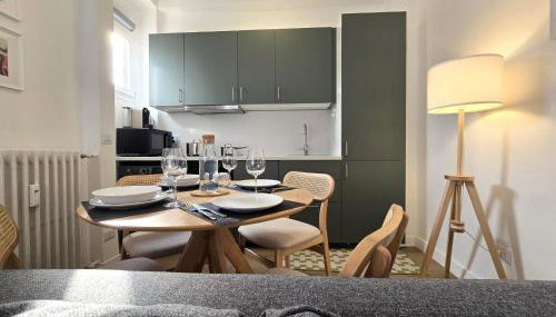 YR Apartments - Ca' Granda - 1 Min Walk to Metro - Photo 3