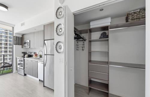 Brickell Bay View - Photo 19