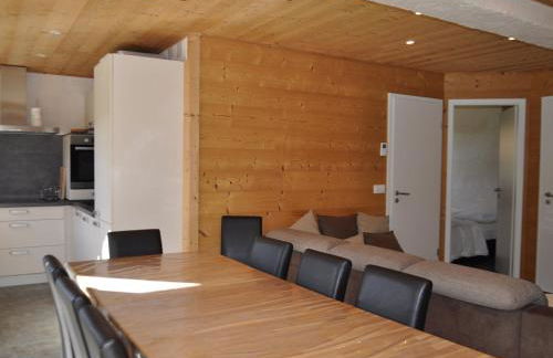 Grand appartement sud avec balcon et parking - FR-1-692-6 - Foto 2