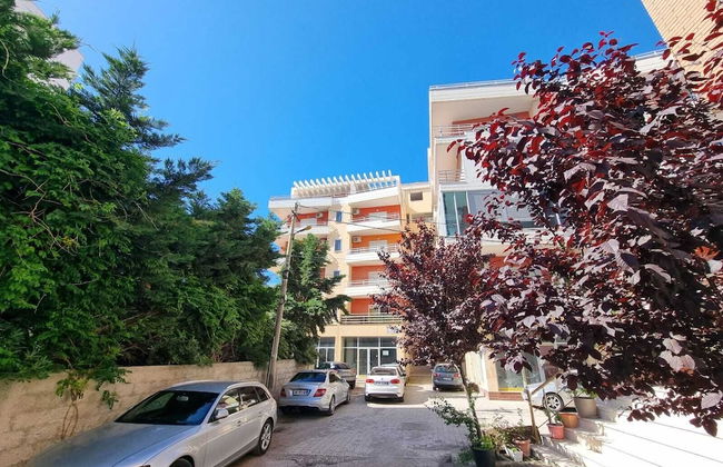 Thoma's K Studios - Photo 80