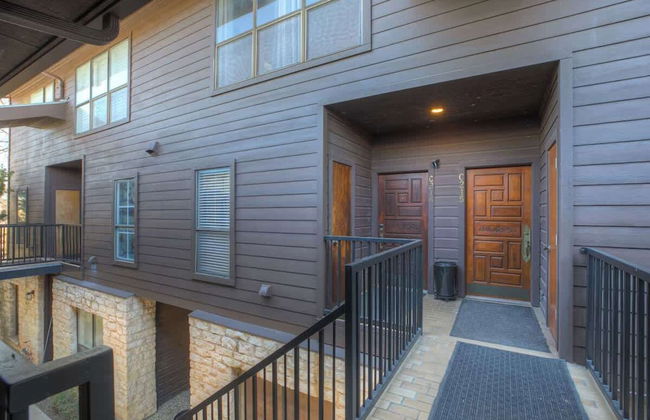 Luxury Riverfront Condo 1 BLK to Schlitterbahn! - Foto 44