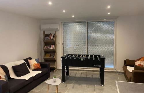 REZ de jardin moderne 4 chambres 8 personnes jardinet - Foto 4