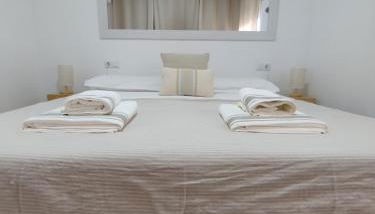 La Mediterránea - Photo 2