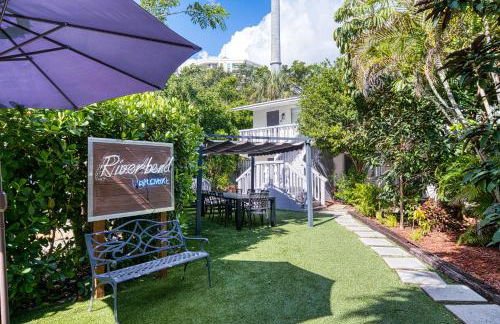 Riverbend Apartments by Lowkl - Foto 2