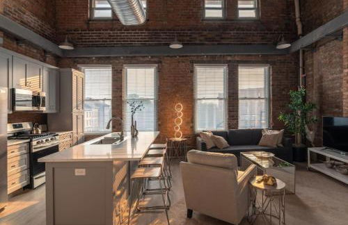 BUBBLES FANTASY SUITE Explore OTR and Rhinegeist - Foto 12