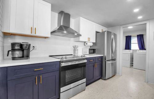 Luxury Vacation Home in Madeira Beach Family and Pet Friendly - Foto 37