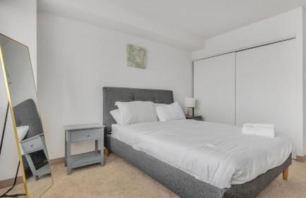 PP 2114 Professional 2br apt, Near Hospitals - Foto 15