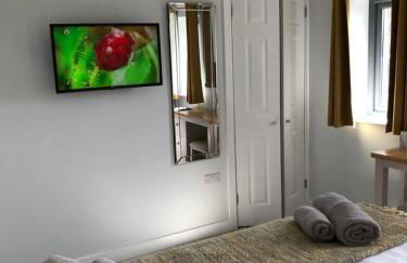 Thistledown Lodge! 5 minutes from beach! Free cancellation! - Foto 6