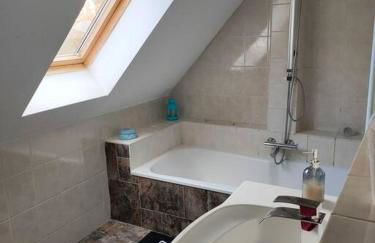 Schönes Messe-Ferien Apartment mit vielen Extras - Photo 7