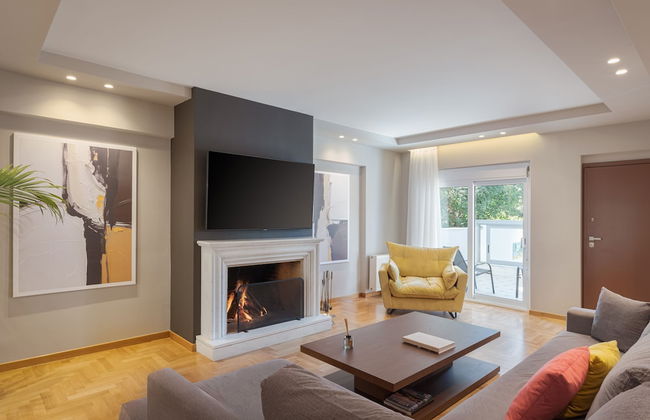 Athenian Grand Riviera Villa - Photo 28