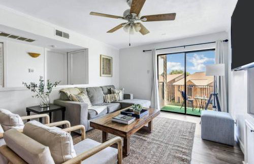 Modern Designed, Lakefront Home in Garland - Foto 7