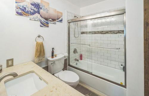 Charming Porter House in the heart of the Poconos chalet - Foto 23