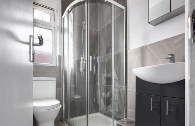 Limehouse Townhomes A Modern 4-bedroom 3-bathroom Townhome With a Private Garden - Foto 13