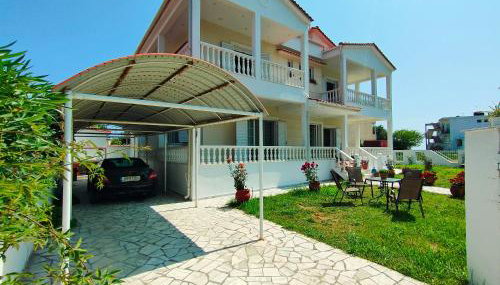 Alba Villa - Photo 3, Garden, Garden view