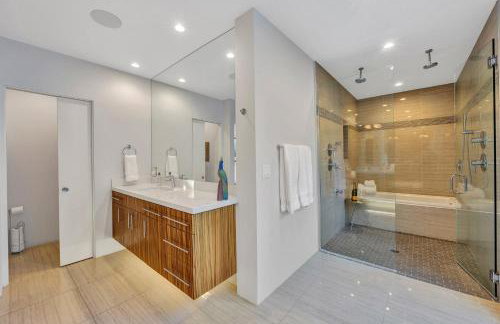 4BR MidCentury Alexander Home in Vista Las Palmas - Foto 40