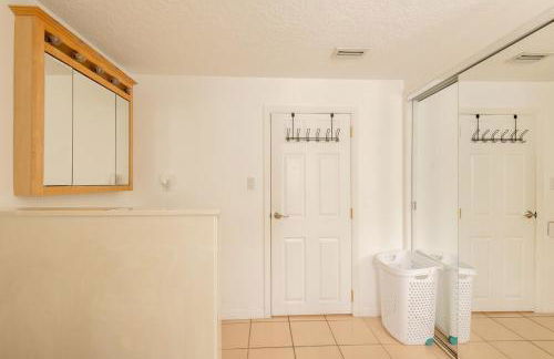 Welcome to Your Serene Waterfront Getaway! - Foto 14