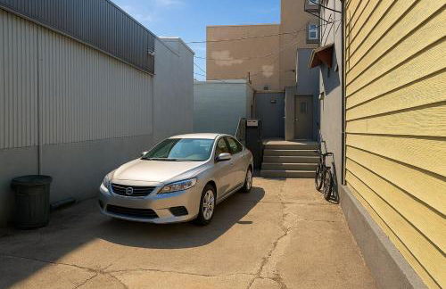 Fast transit to Manhattan with Parking on premises - Foto 3