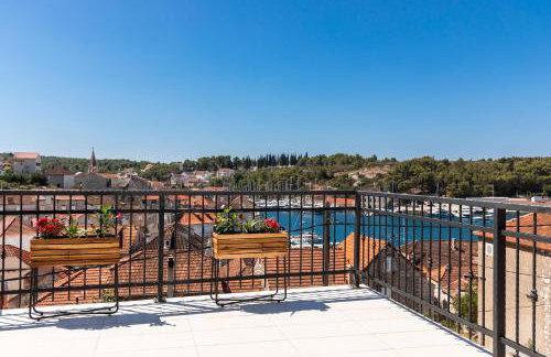 Apartman AdriAttic - Photo 1