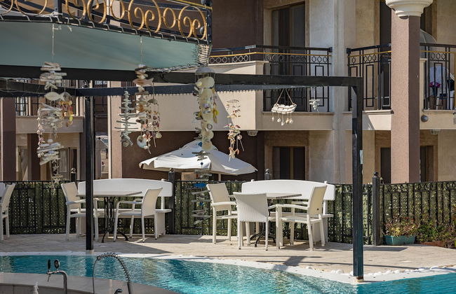 Menada Golden Rainbow Apartments - Photo 12